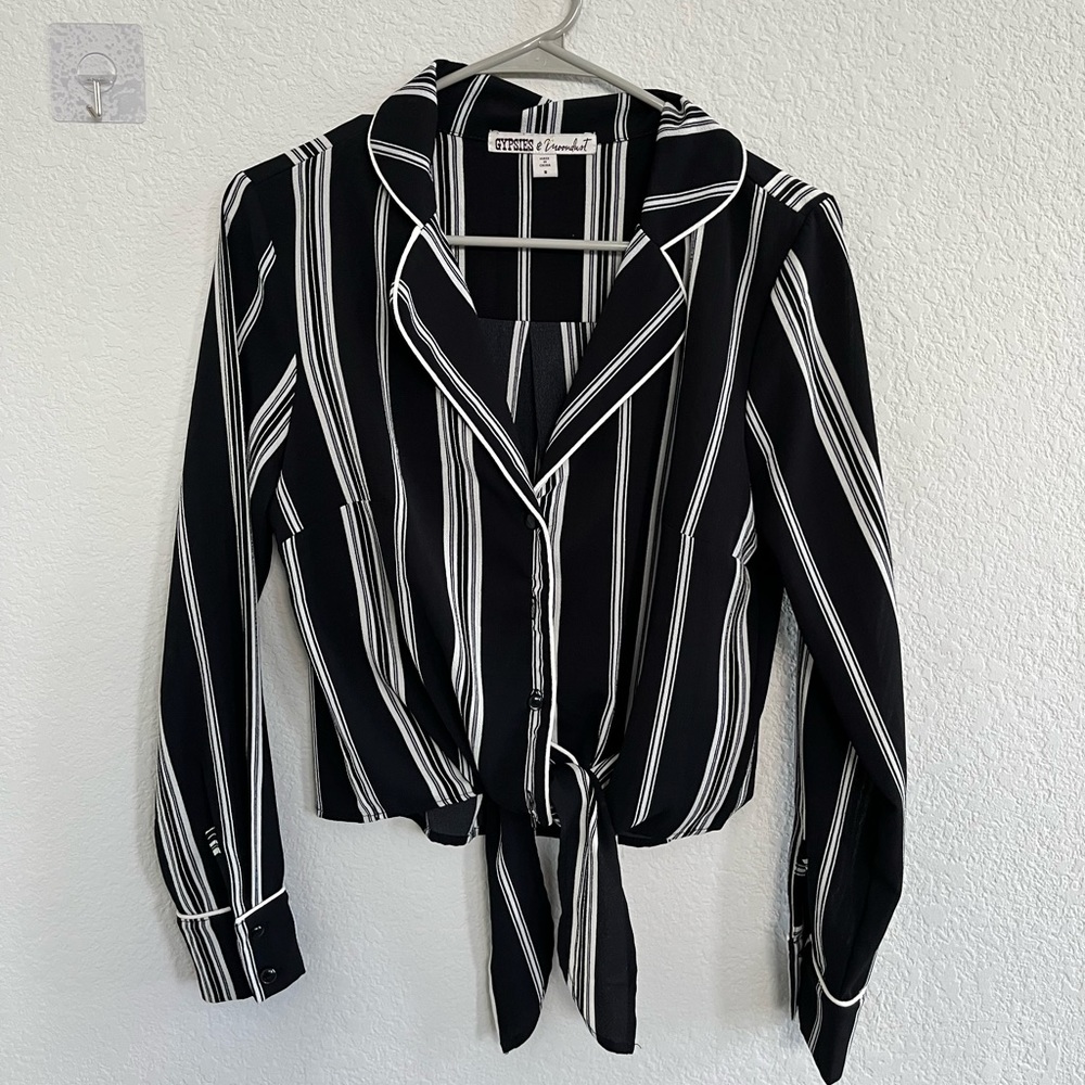 Cropped button down with front tie